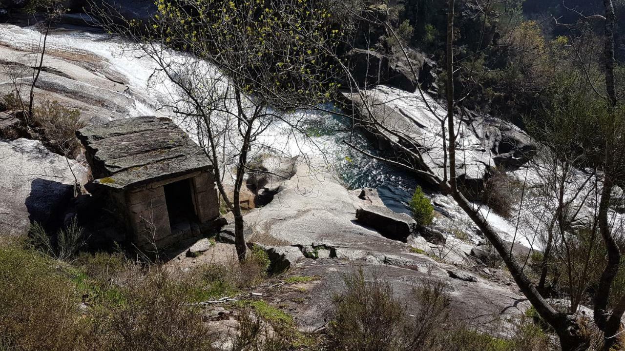 Casinha do João no Gerês Alamela Exterior foto